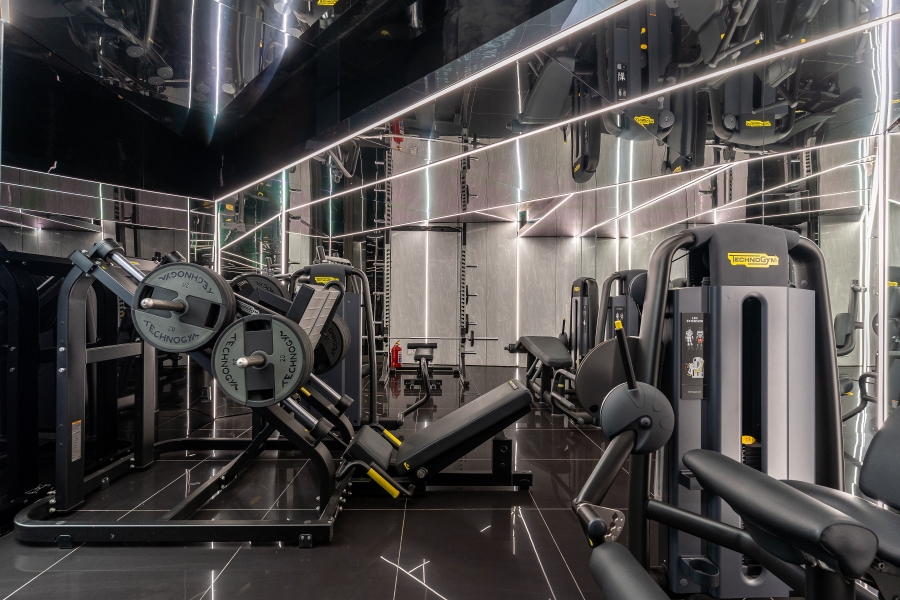 7 Bedroom Property for Sale in Clifton Western Cape